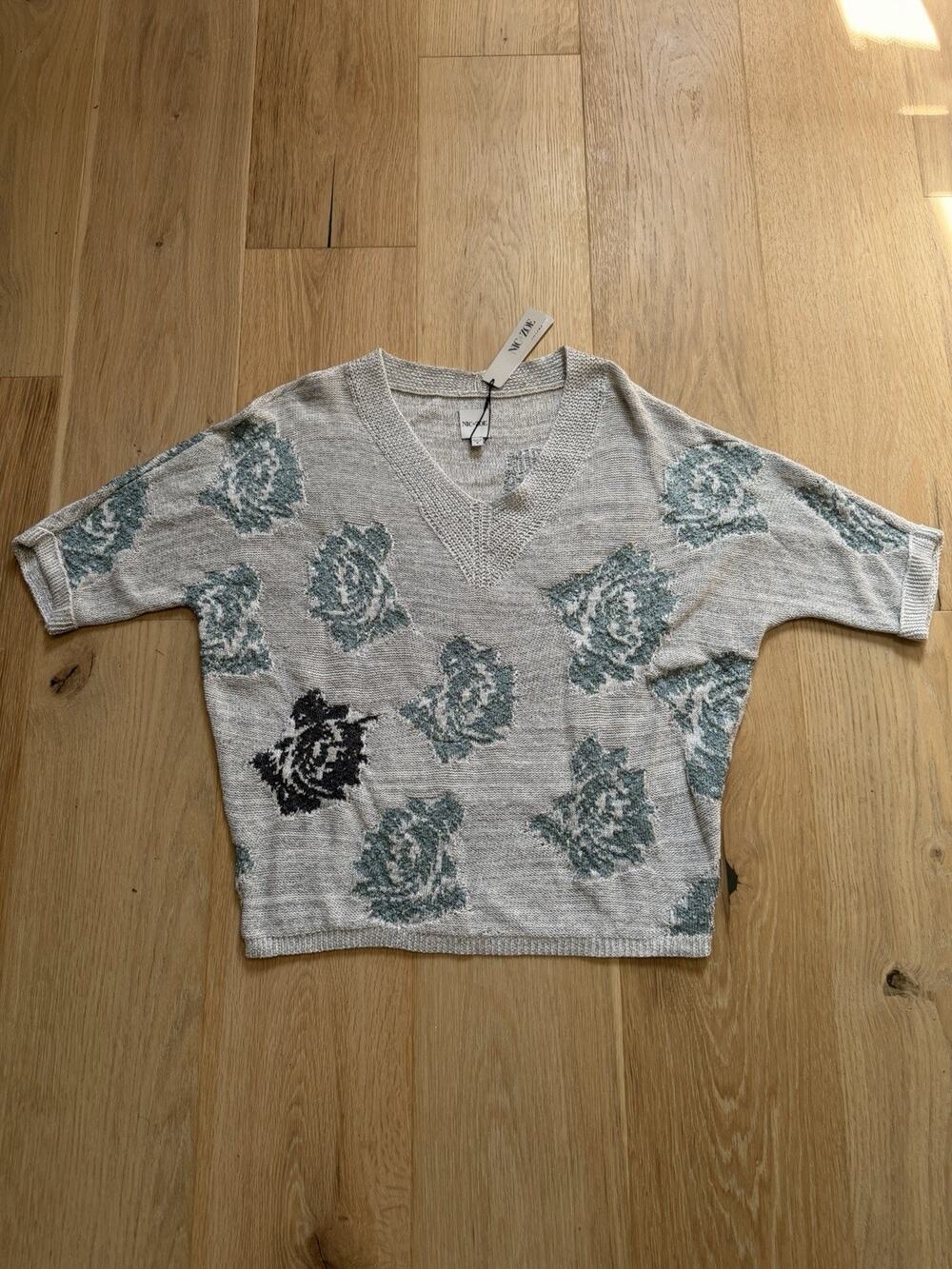 NWT NIC+ZOE Grey Floral Metallic Sequin Intarsia V Neck Knit S Linen Sweater